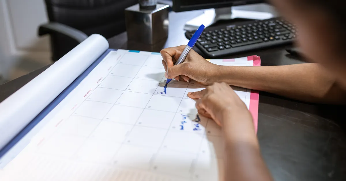 Un calendrier ouvert pour planifier…, en illustration de la section « La réalité de l'attribution, et la segmentation par type de page et intention »