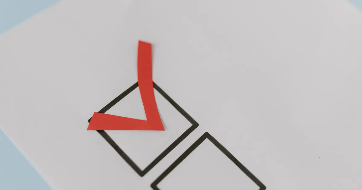 Une liste de contrôle parcourue point par point, en illustration de la section « Tester en préproduction, avant que quiconque ne voie »